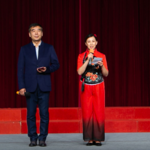 上海市老年大學浦東分校舉行民族歌劇班匯報演出音樂會